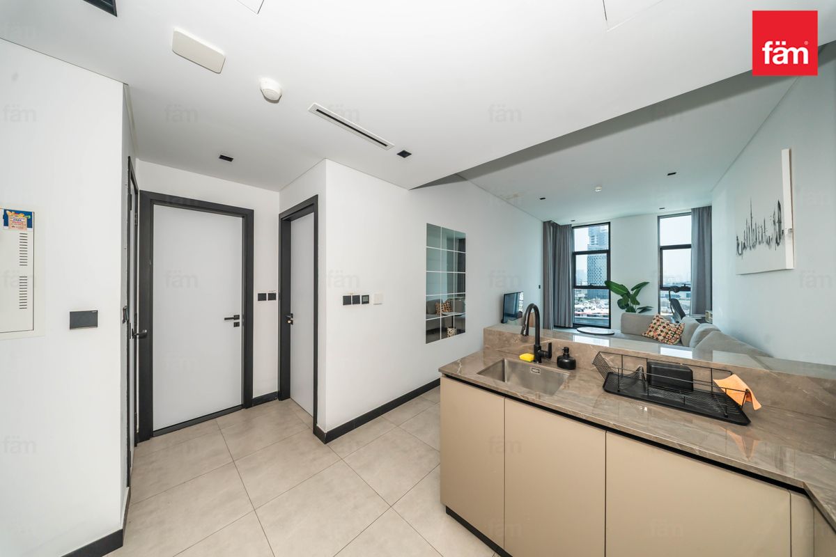 Свободна | Вид на канал | 1 Br | Полностью меблирована — 5