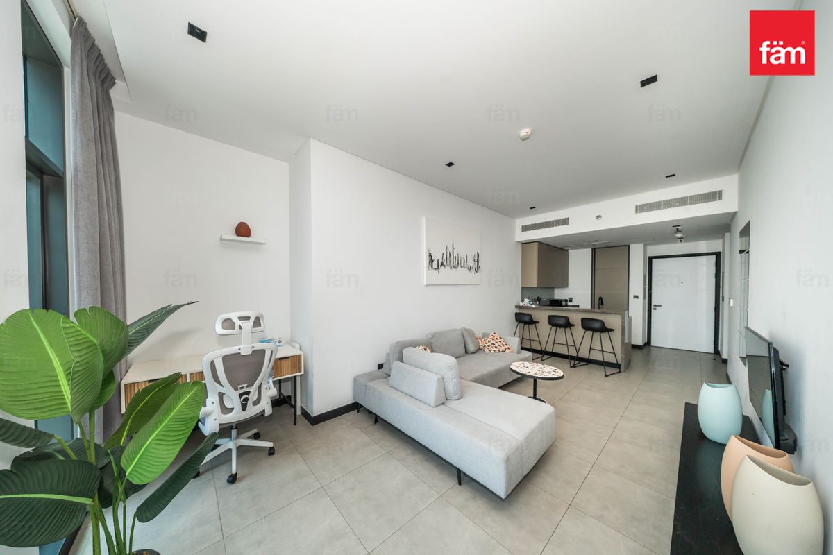 Свободна | Вид на канал | 1 Br | Полностью меблирована — 2