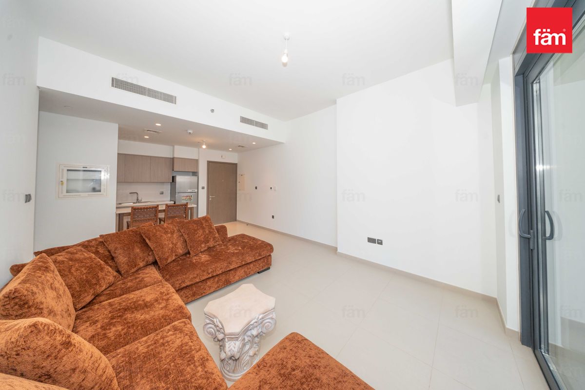 Большой балкон | Просторная планировка | Opera District — 4