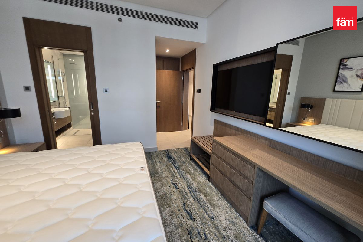 Полностью меблирована | 6 платежей | Первоклассное расположение — 5