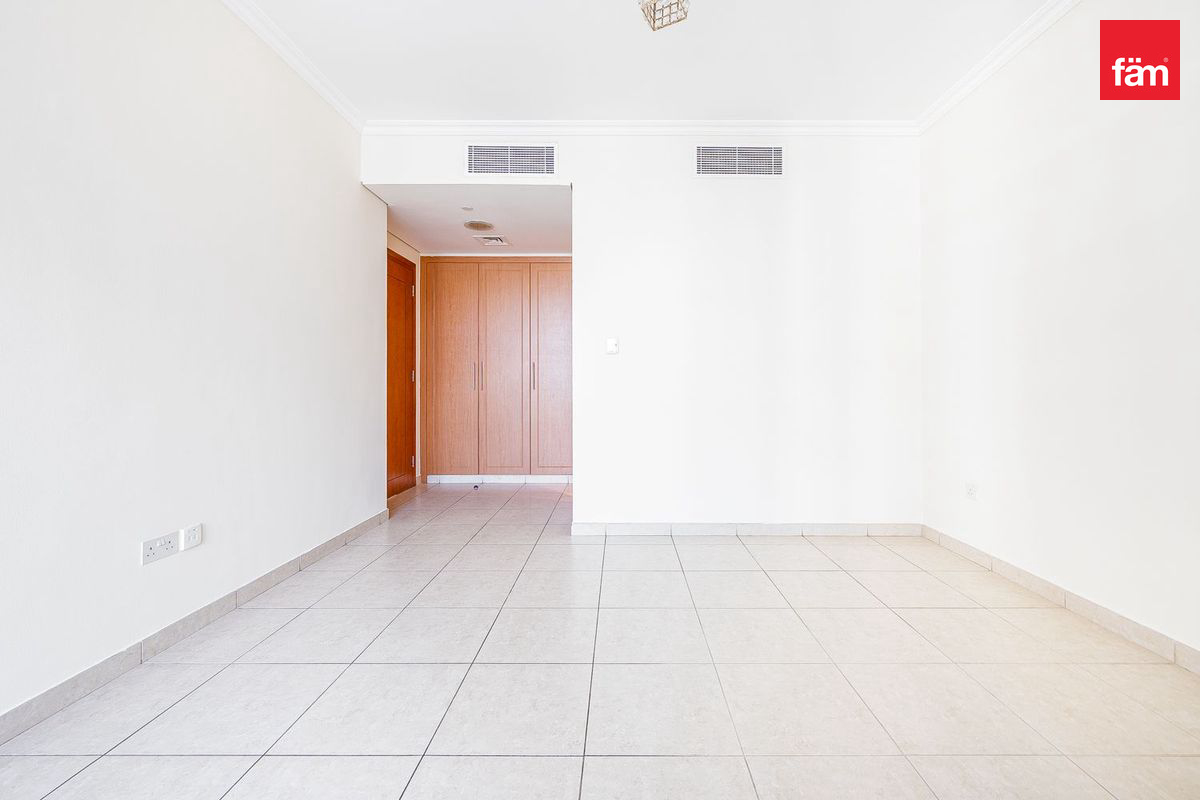High Floor | Spacious  | Well Maintained — 3