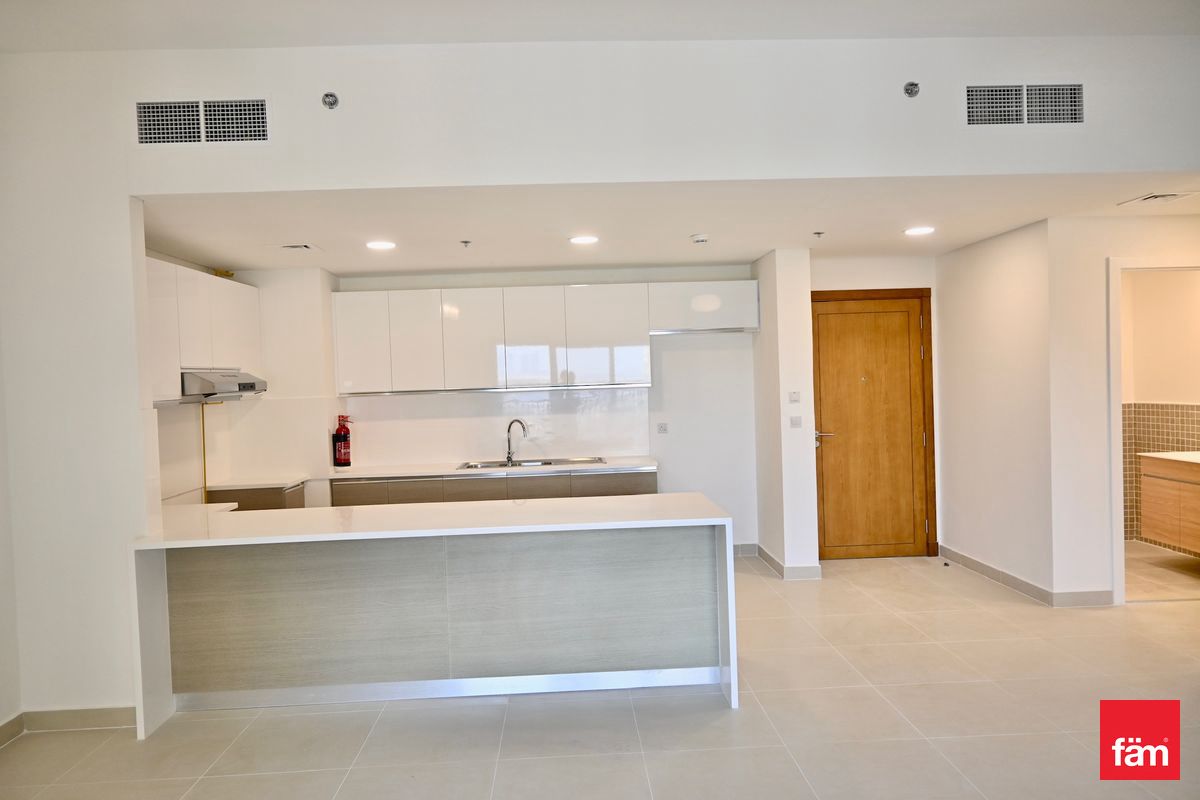 Современный апартамент с 2 спальнями в Jumeirah Golf Estate — 3