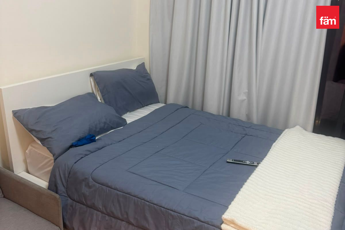 Furnished | Prime Location | Boulevard View — 2
