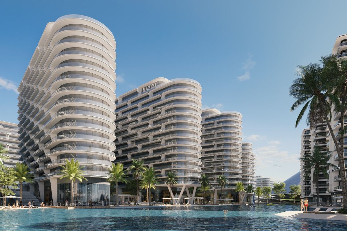 Azizi Venice | Вид на оперу | Горячая цена — 3