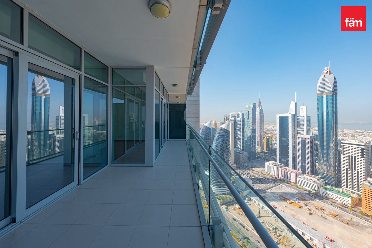 Свободна | Вид на DIFC | Просторная планировка — 4