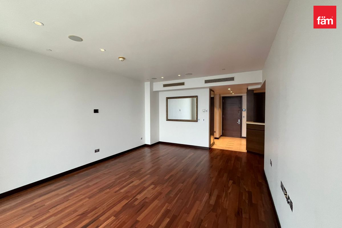 Просторная 1br | Свободна | Вид на Оперу — 2