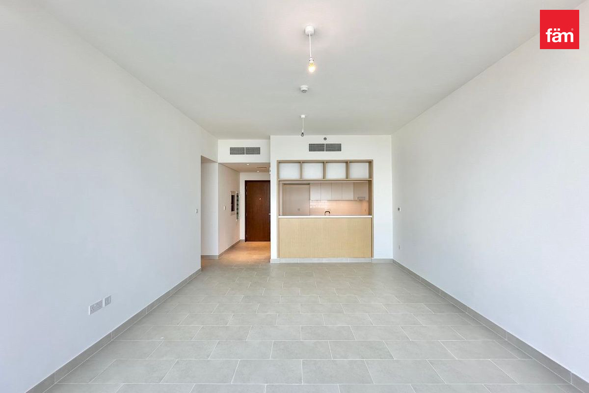 Vacant | High Floor | Prime Location | Canal View