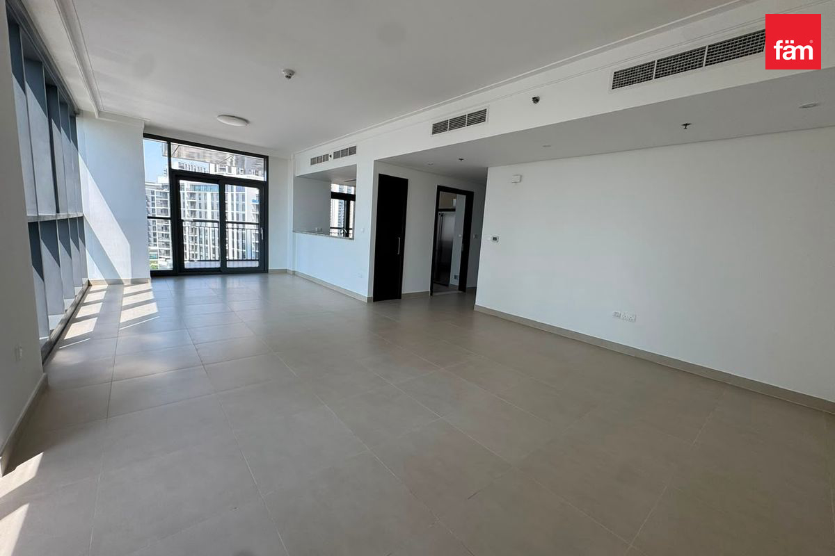 Huge 2br | Largest Layout | Full Views — 2