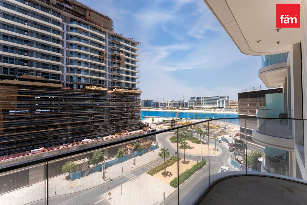 Элегантная 1-комнатная квартира в Palace Beach Residence | Приватная