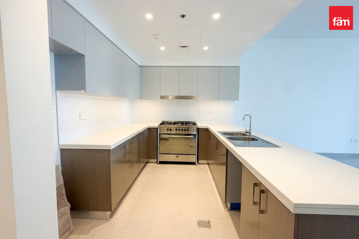 Spacious | Prime Location | Family Living — 3