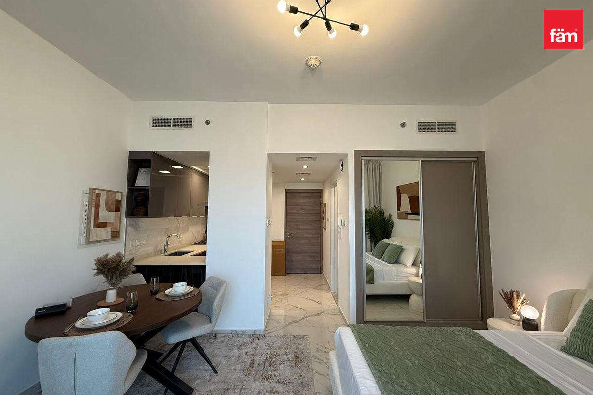 High ROI | Well-Maintained | Near Circle Mall — 4