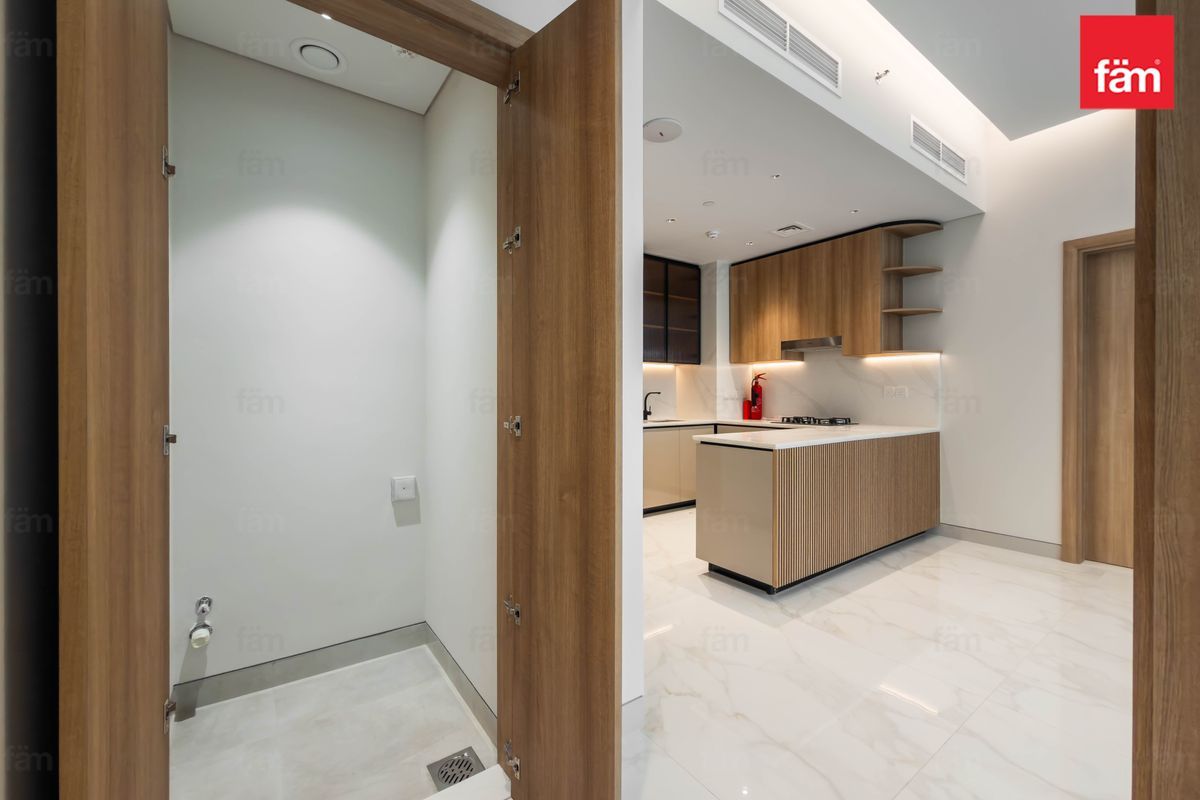 Несколько вариантов | Golf Residence | Швейцарская точность — 5