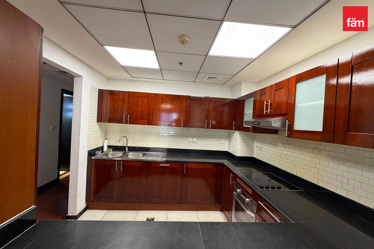 Свободна при передаче | 1BHK — 5