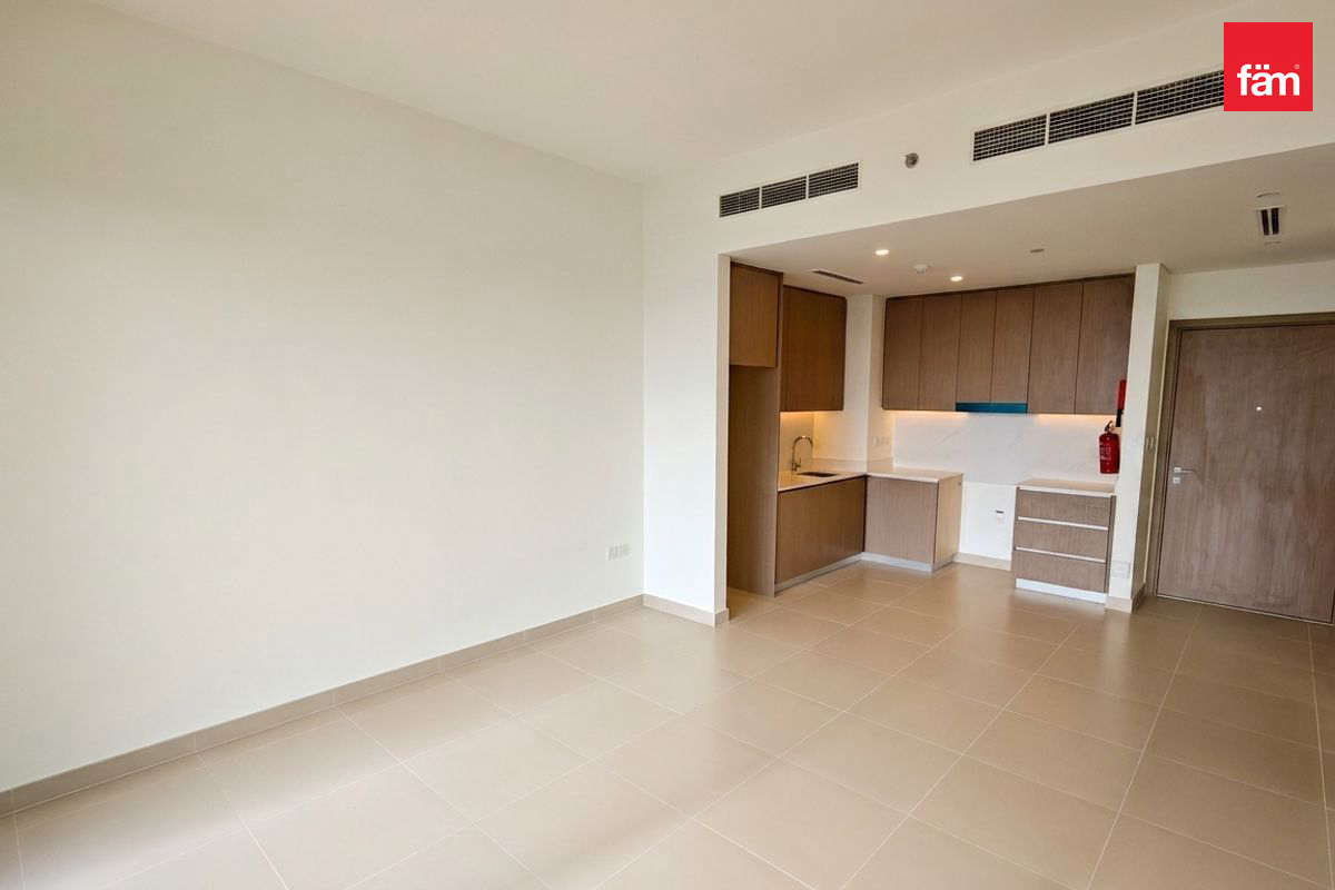 Pool View | High Floor | Cheque Flexible | New — 3