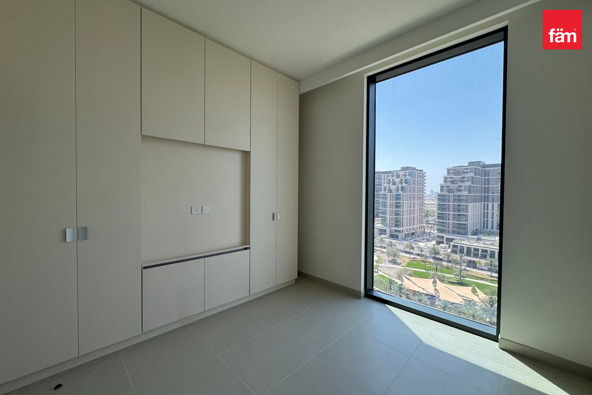 Mid Floor | Park View | Best Price On The Market