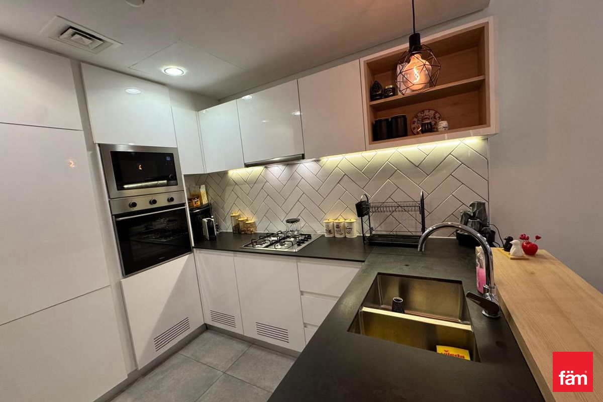 Полностью меблирована 1br + кабинет | JVC — 5