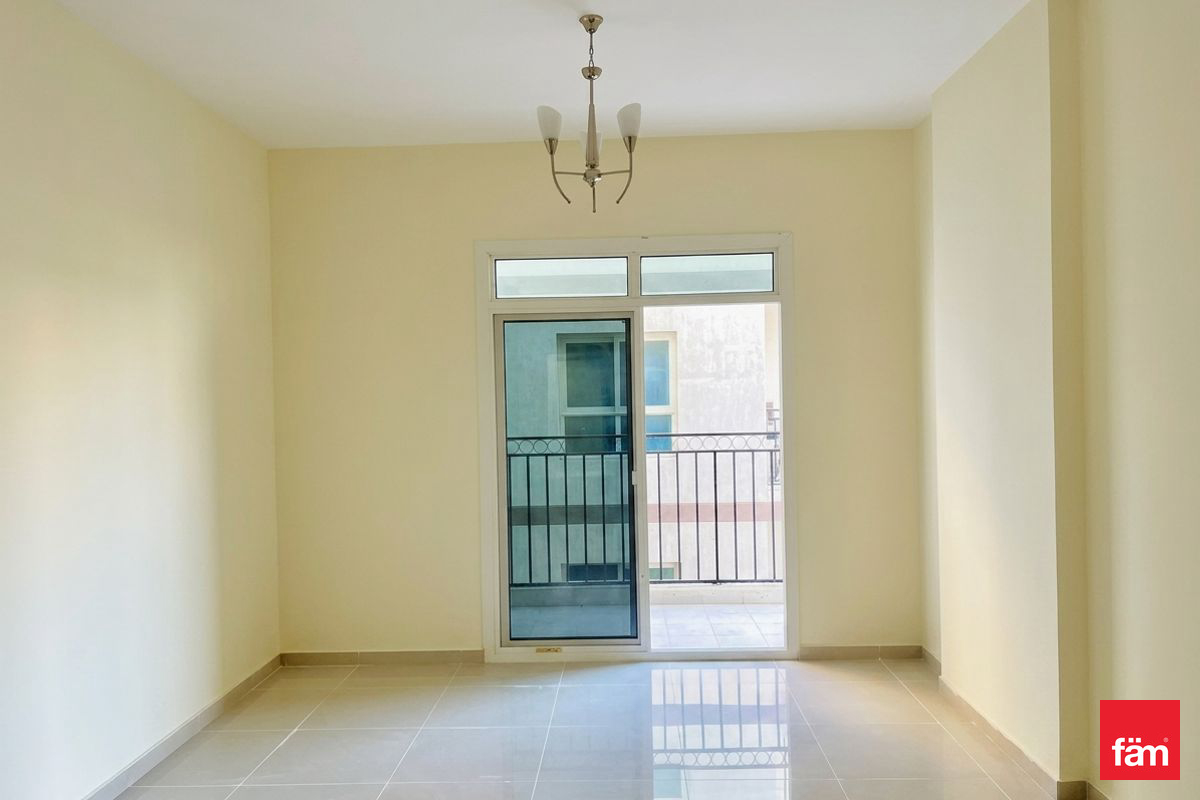 Без мебели | Горячее предложение | AED 42k