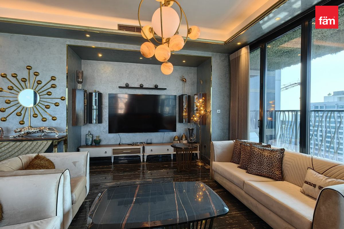 3br | Высокий этаж | Полностью меблирована | Свободна — 2