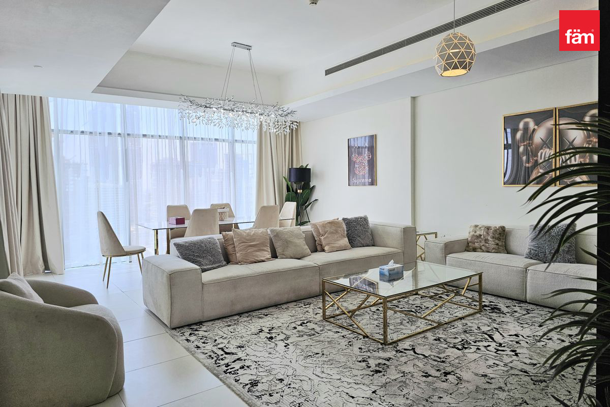 Большая Полностью меблирована 2 BHK+Maids | Вид на канал — 2
