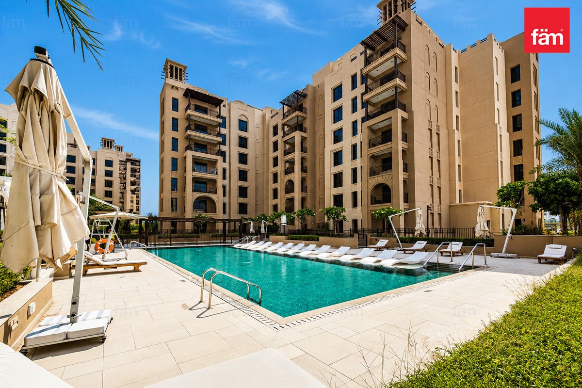 Marsa Alarab | 2 BDR + Комната помощницы | Премиум отделка — 3