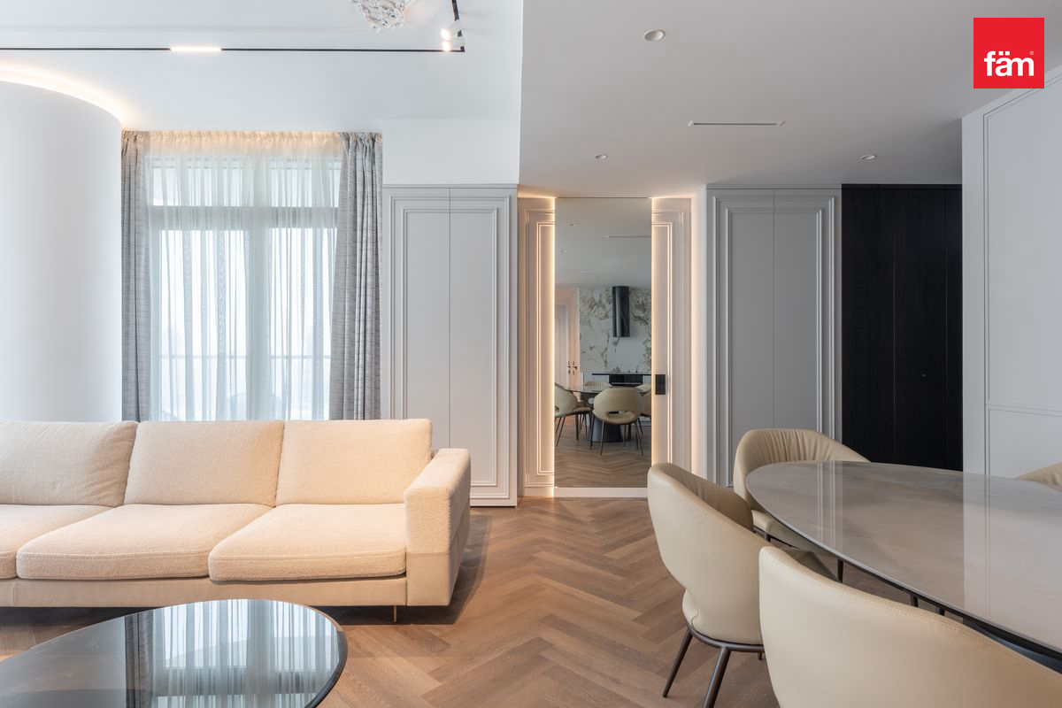 Waterfront Living I Elegant Renovation I Big Size — 4
