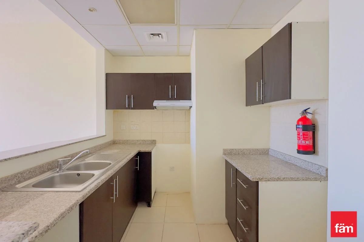Хорошо обслуживаемая | Свободна | 1 BHK — 4
