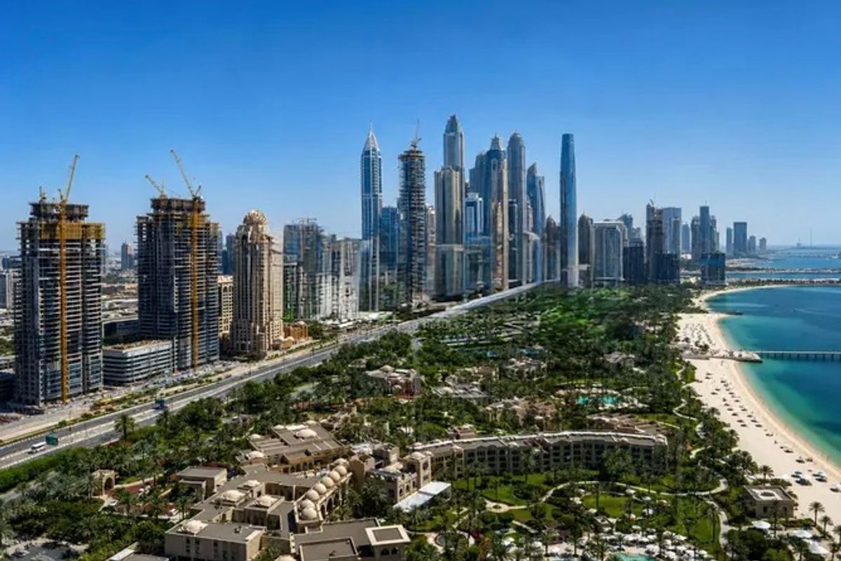 01 Series | Вид на Marina и Dubai Eye | 3 спальни + комната помощницы — 5