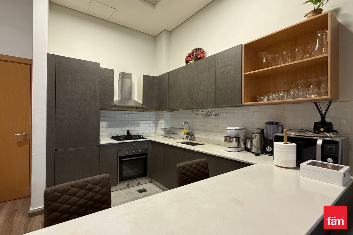 Люкс полностью меблирована 1BHK | Вид на бассейн — 4