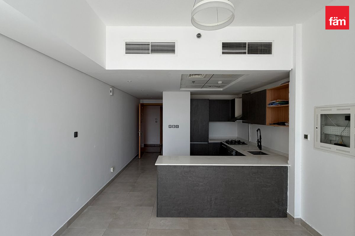 Вид на бассейн | 2-BHK с кабинетом | Двойные балконы — 4