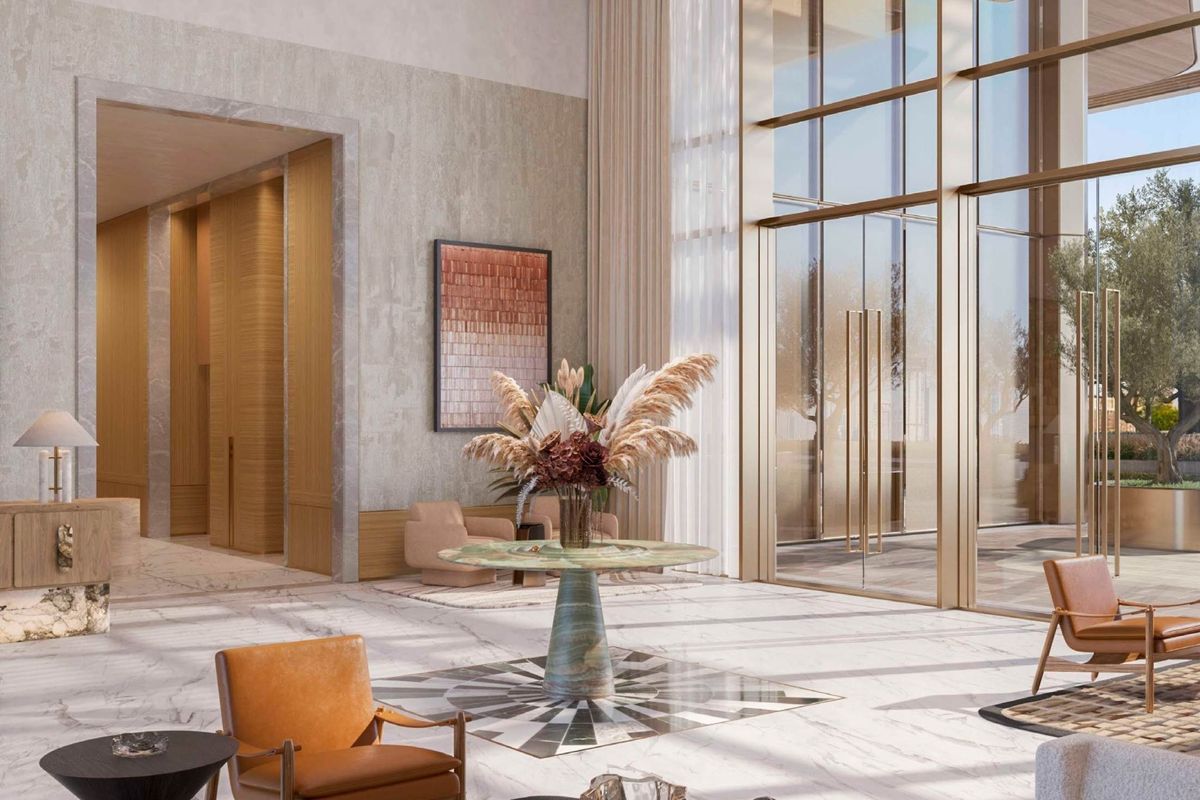 Luxury Waterfront Living | City And Sea View — 3