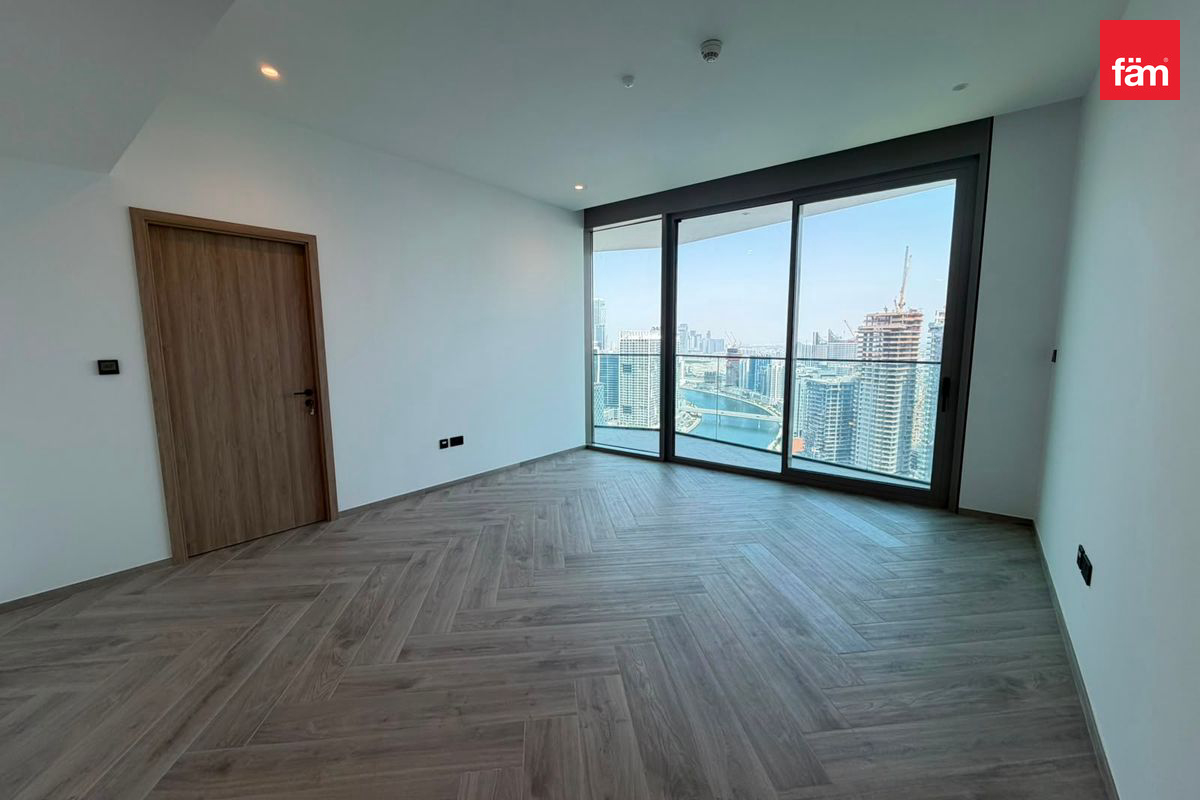 High Floor | Canal View | Vacant | Brand New — 4
