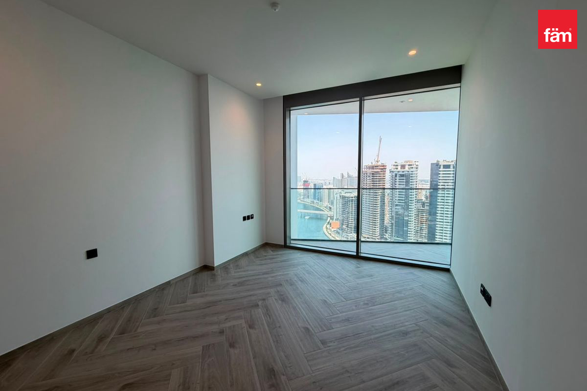 High Floor | Canal View | Vacant | Brand New — 5