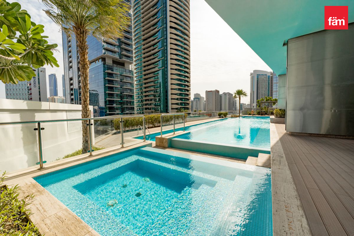 Unfurnished 1br In Downtown Dubai | Available — 2