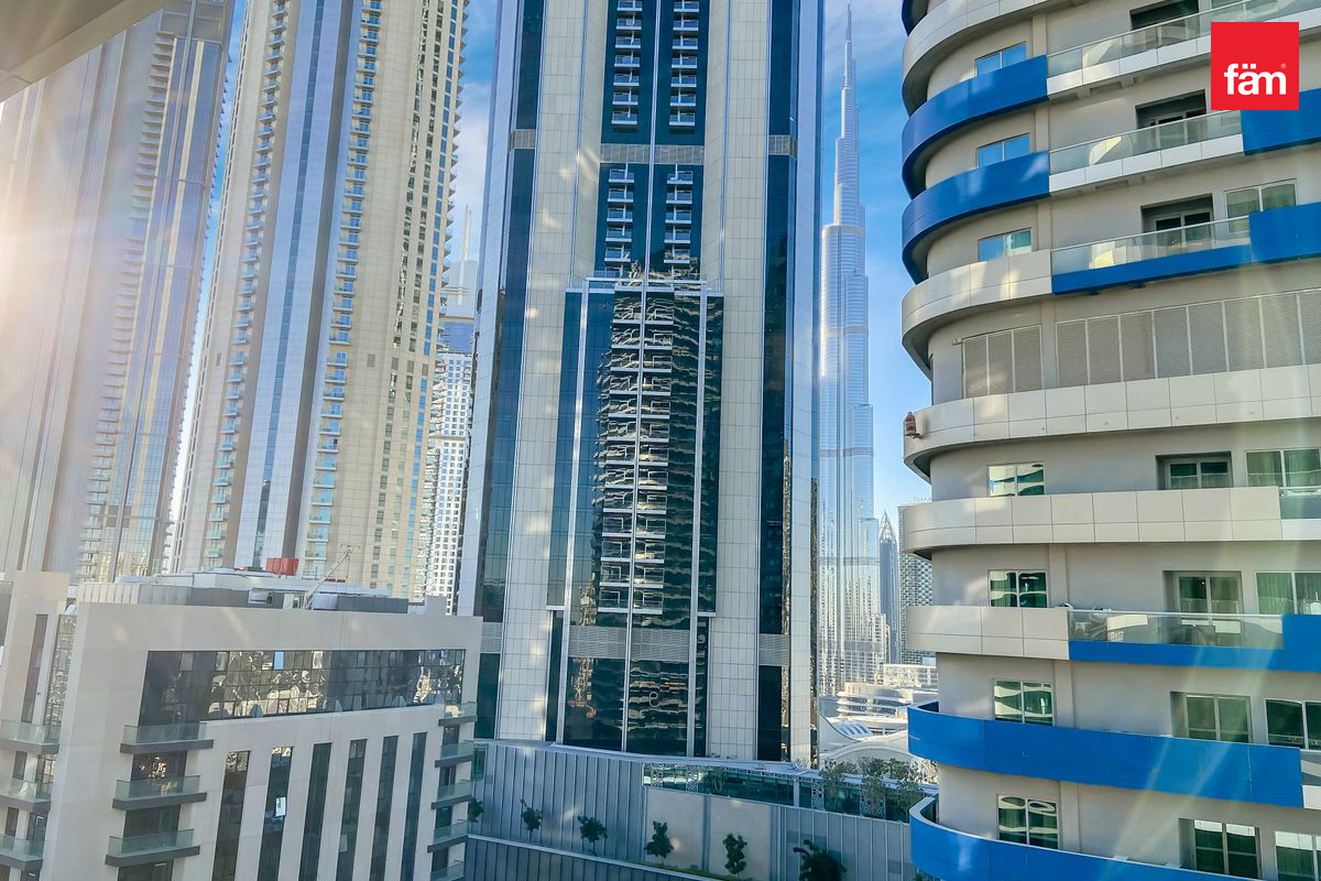 Меблирована 1BR в Даунтаун Дубай | С парковкой