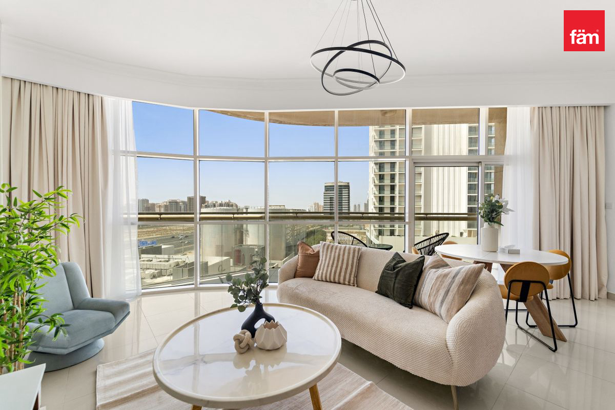 925 кв.фт 1br | Вид на комьюнити | Reef Res 75k