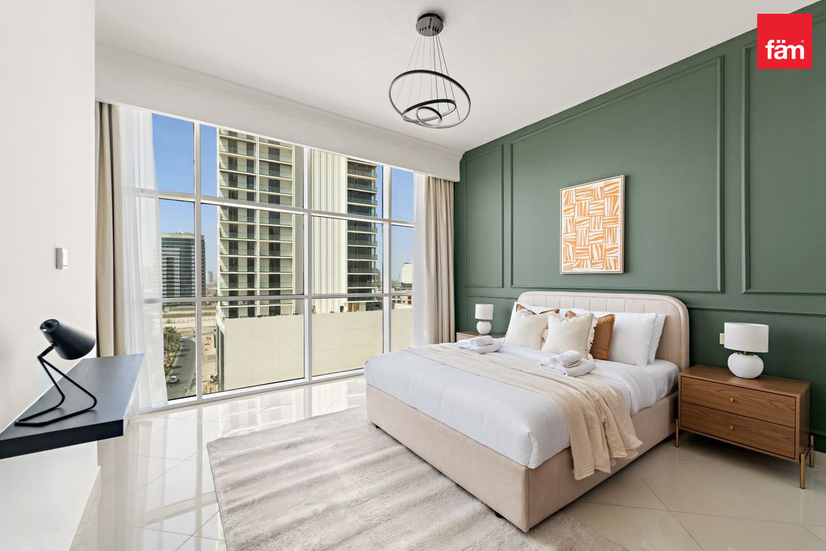 Лучшая цена | 925 Sq Ft 1br | Reef Residence

Wait — "Best Price" is puffery and should be dropped per guidelines.

Corrected output:

925 Sq Ft 1br | Reef Residence — 3
