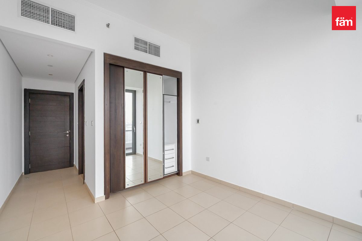 Угловая планировка | Высокий этаж | Полный вид на марину — 5