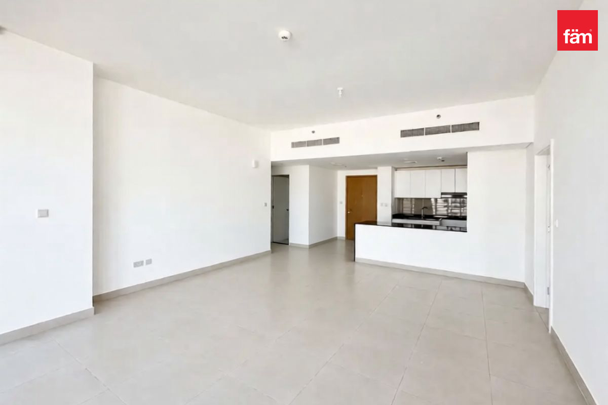 Просторная 2br + Комната для прислуги | Вид на бассейн | Свободна — 2