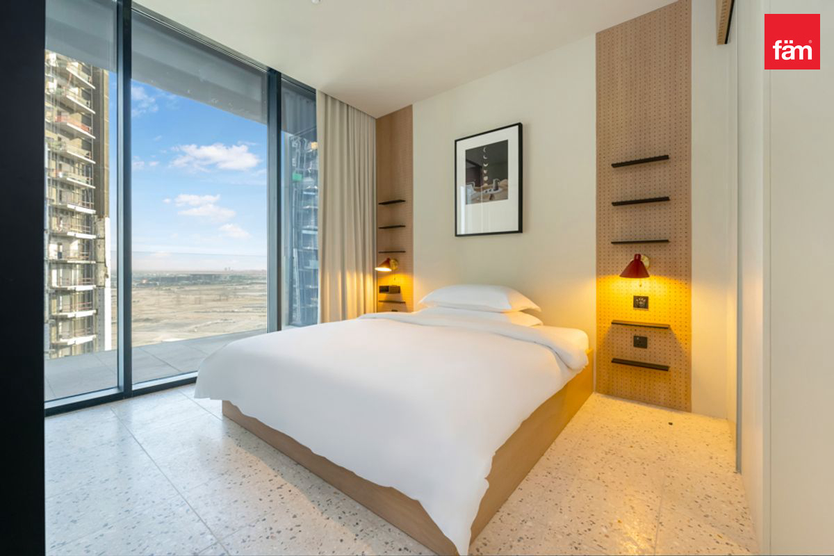 Современная меблирована 1br | Балкон — 4