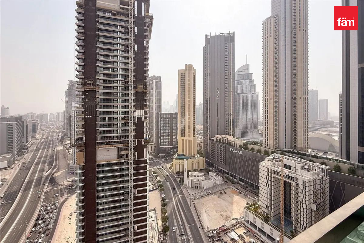 1 минуту до Dubai Mall | Меблирована | Высокий этаж — 2