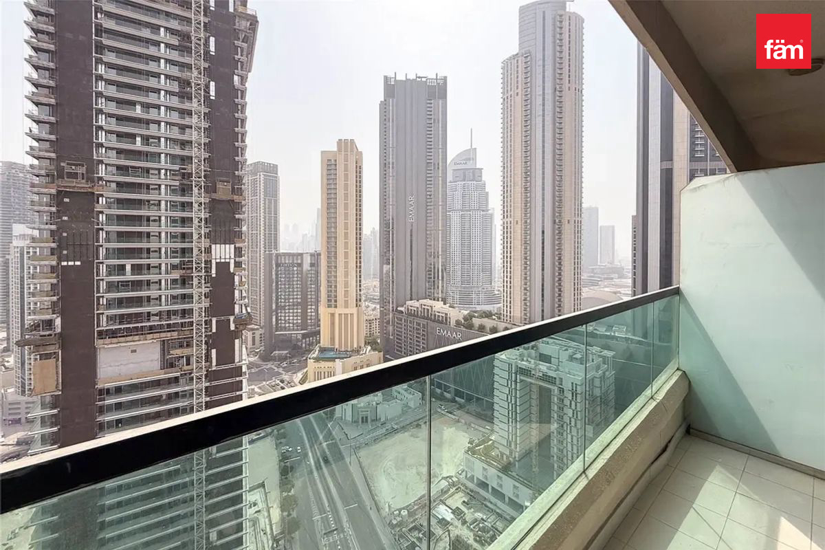 1 минуту до Dubai Mall | Меблирована | Высокий этаж