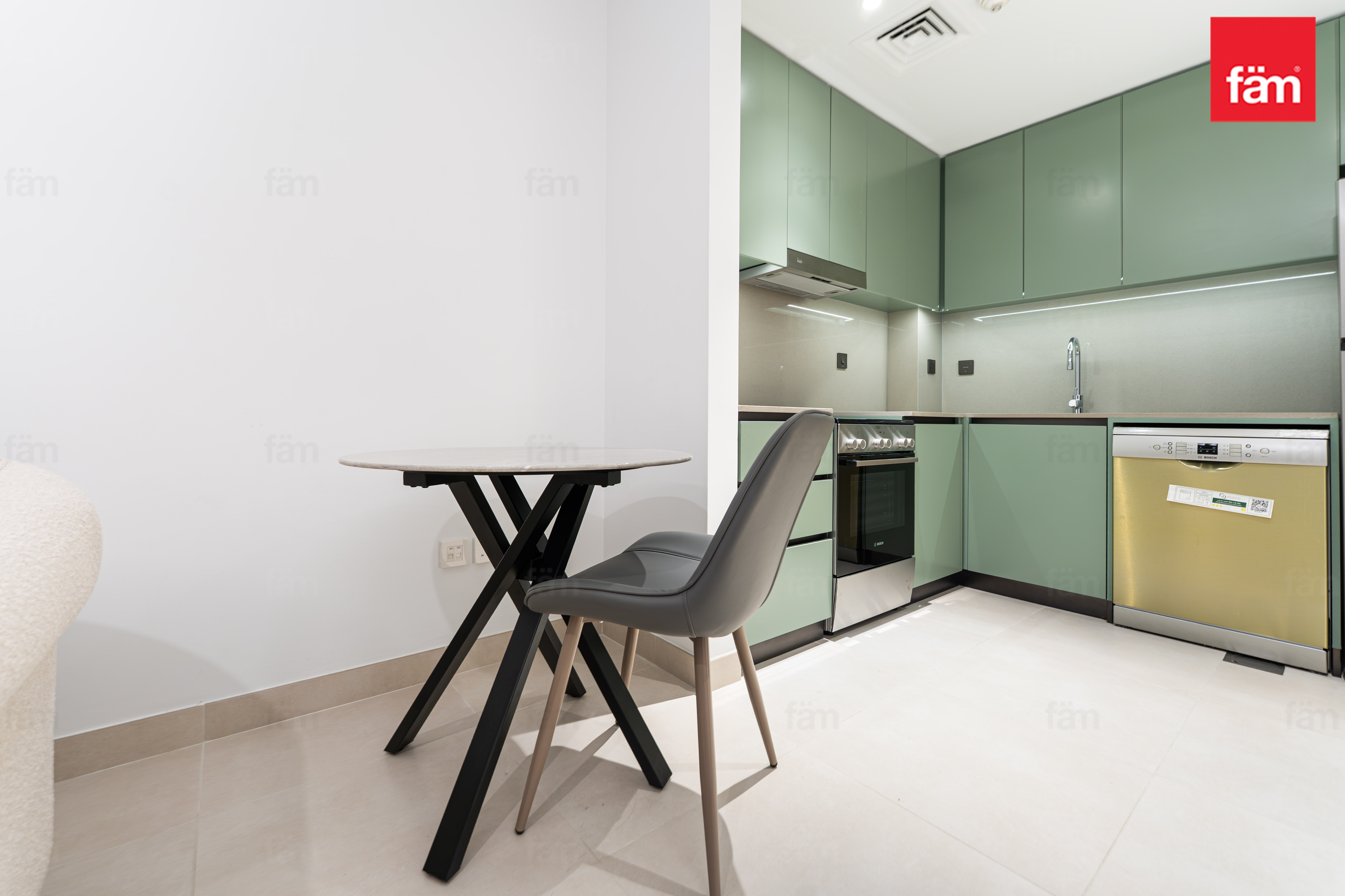 Самая низкая цена | Новостройка | Полностью меблирована 1br — 4
