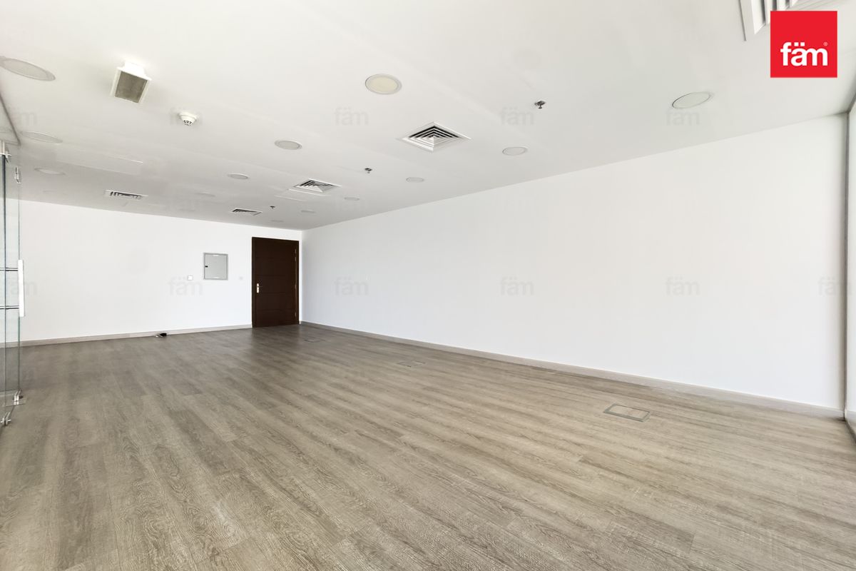 Open View | Newly Fitted | Community Expert — 4