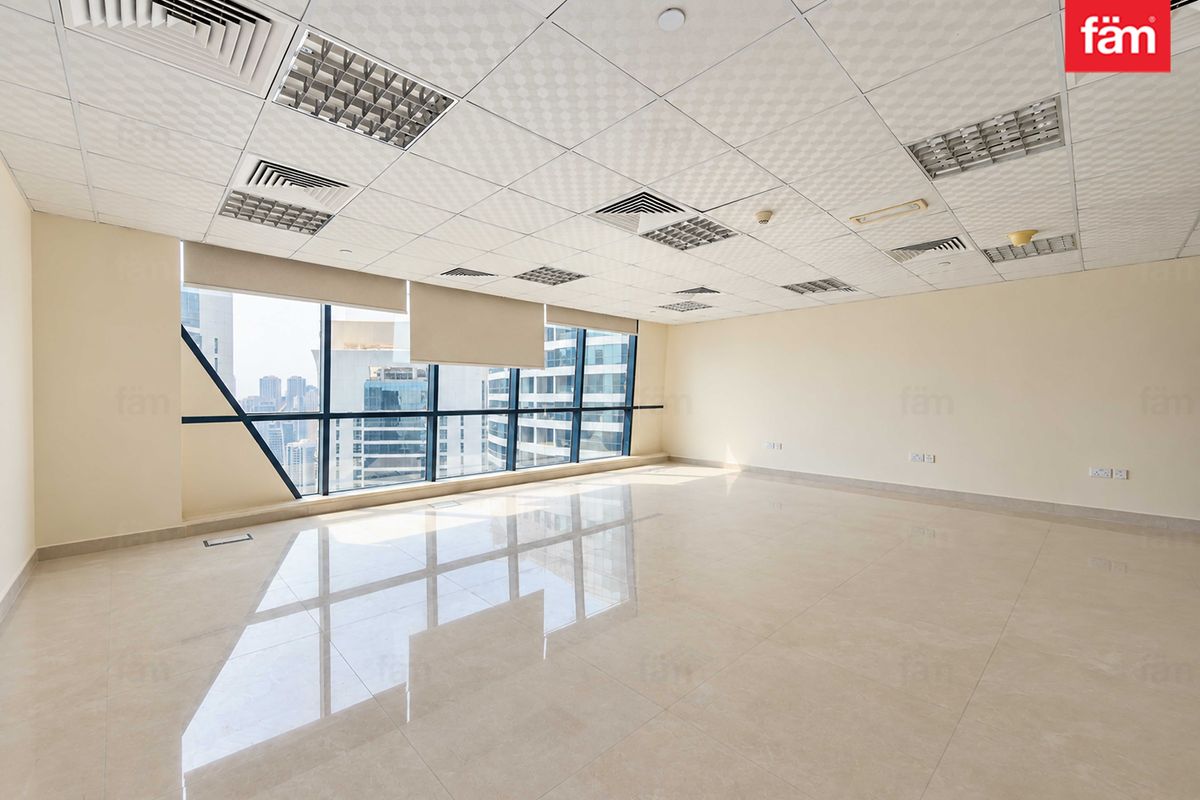 Несколько единиц | Рядом с метро | JLT Expert — 3