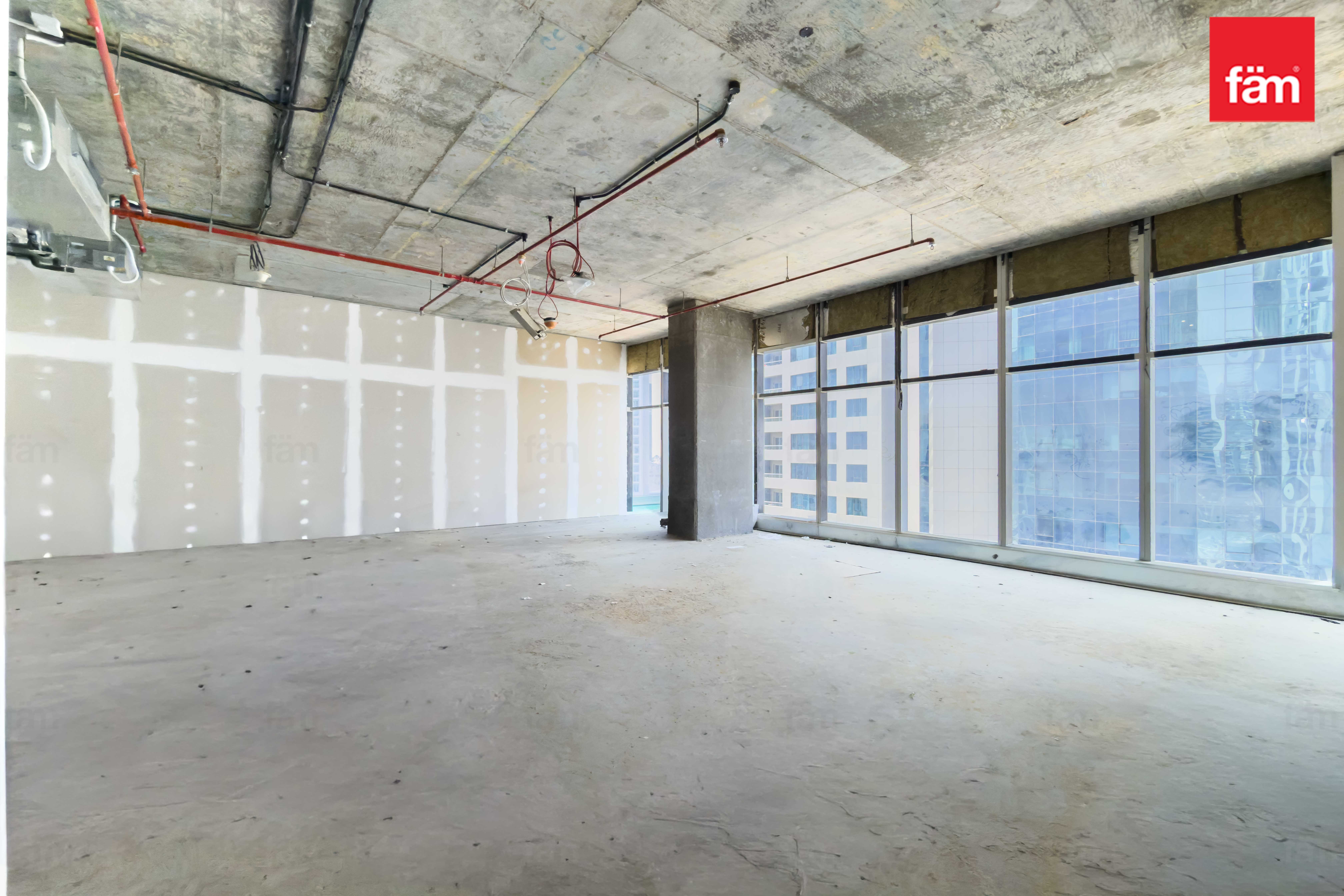 Вид на Бурж Халифа | Средний этаж | Офис без отделки — 3