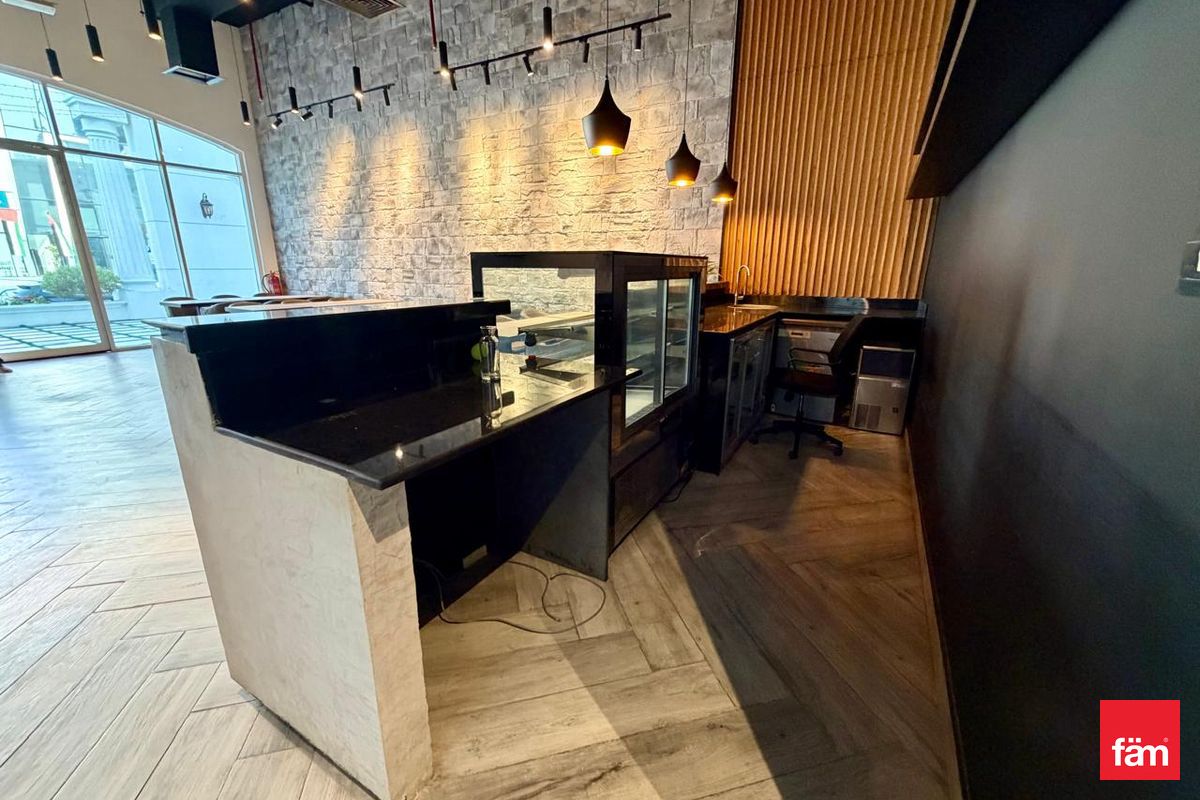 Премиум Retail | 1,200 Sq.Ft. | Shell & Core — 5