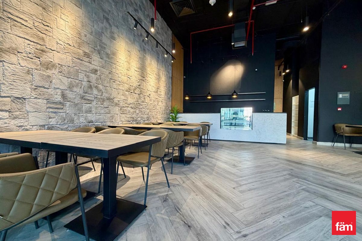 Премиум Retail | 1,200 Sq.Ft. | Shell & Core — 4