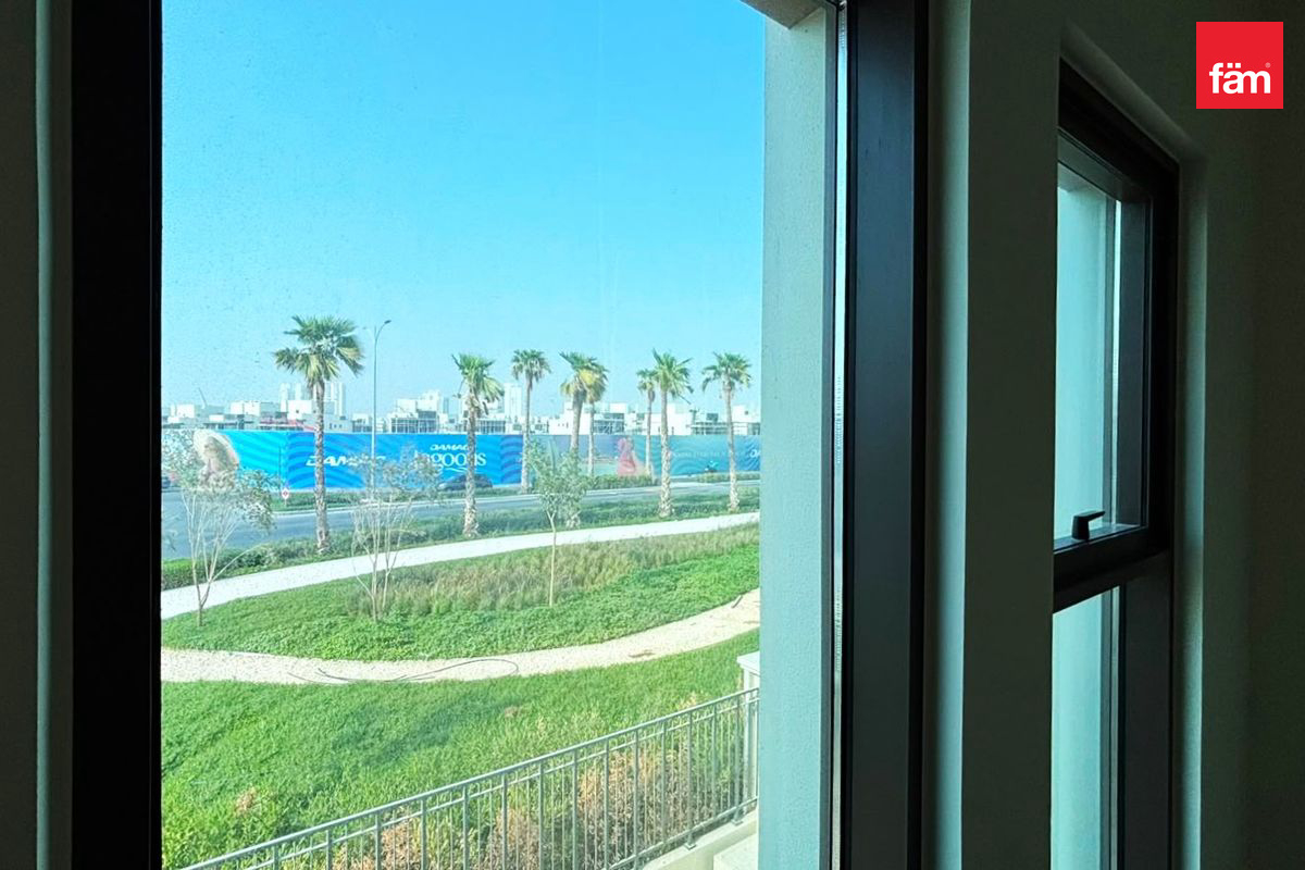 Damac Lagoons | Первый ряд | Васту совместима — 5