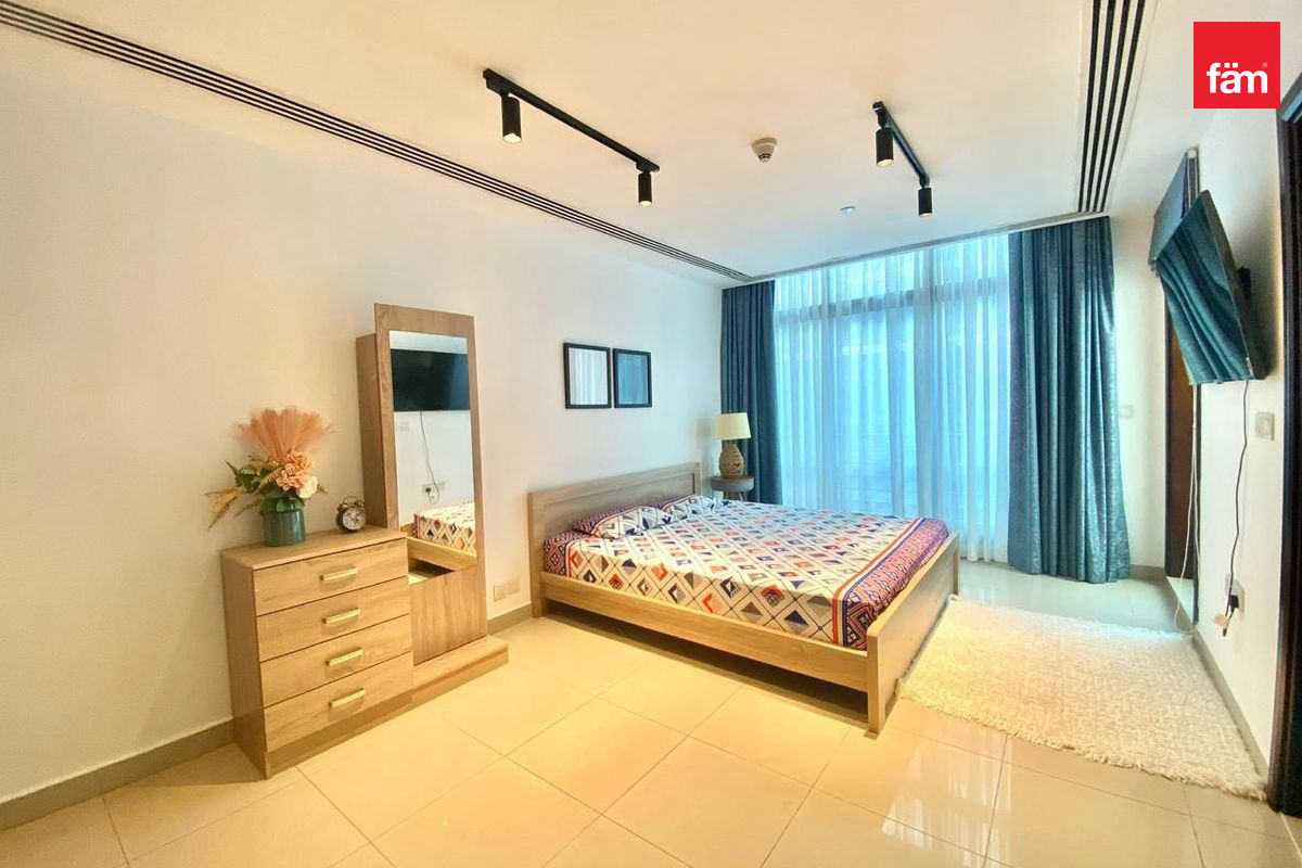 Fully Furnished | 4 Beds+Maid | Furnished Opt — 4