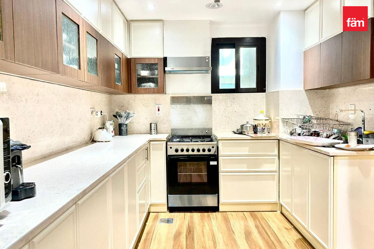 Fully Furnished | 4 Beds+Maid | Furnished Opt — 3